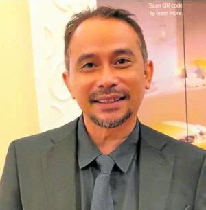 luke espiritu|Luke Espiritu supports divorce, same.